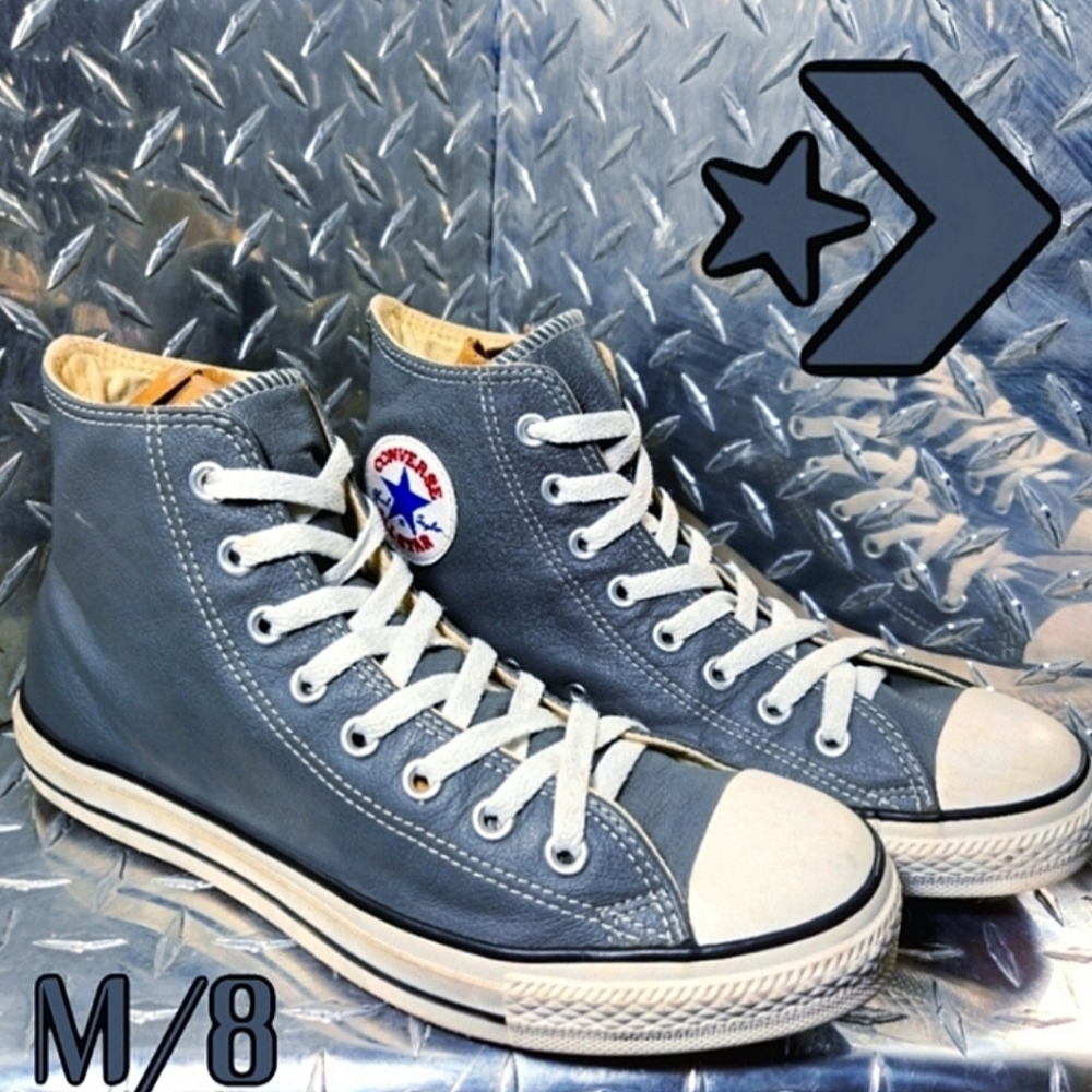 VINTAGE Converse  leather high top chuck taylors